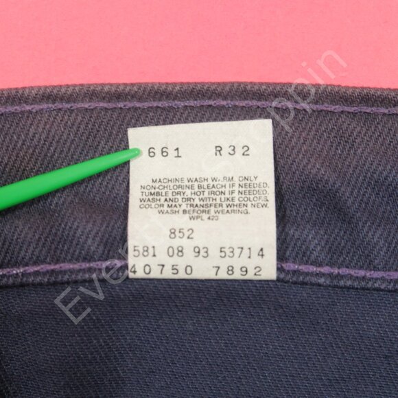 Vintage Levis 550 Jeans Mens 29 Purple Relaxed Fit Loose Student Denim 90s New - Picture 9 of 10